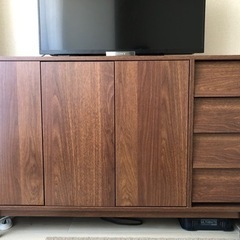 サイドボード　キャビネット