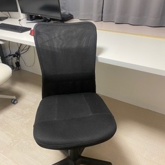 パソコンチェアー