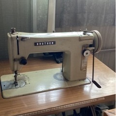 希少　レトロ　ブラザー　ミシン　デスク