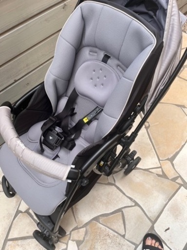 使用回数10回未満　　アップリカ　ラクーナクッション