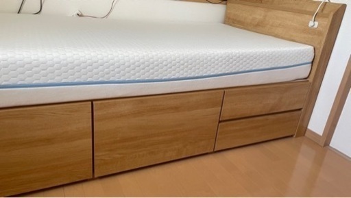 至急！シングルベッド　マットレス　おまけつき