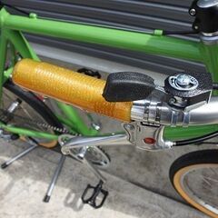 新車並み！美車【SILK(シルク)ミニベロ】フレーム再塗装後未使用。ほぼ新品パーツで組まれてます。街乗りにの画像