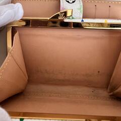 LOUIS VUITTON ルイヴィトン　がま口財布　モノグラムマルチカラーの画像
