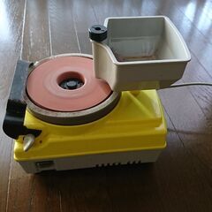 刃物研ぎ器（包丁研ぎ器）売ります