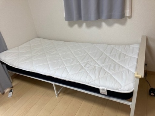 シングルベッド（その他家電もあります）