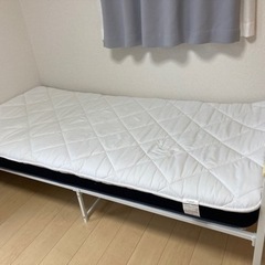 シングルベッド（その他家電もあります）