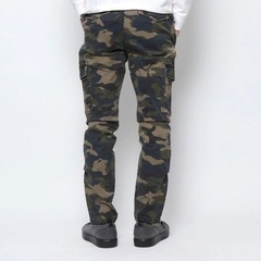 10/20まで掲載　美品⭐︎GUESS ゲス　カモ柄パンツの画像