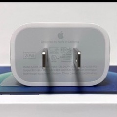 20W USB-C 充電アダプターの画像