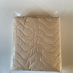 ベッド用敷きパッドの画像