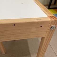 IKEA 子ども用テーブル チェア2脚付, ホワイト/パイン材の画像