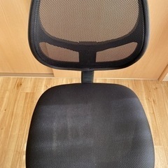 【お引取決定しました】デスクチェアの画像