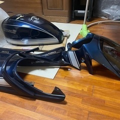 ゼファー1100 外装　