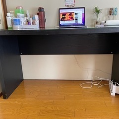 テーブル