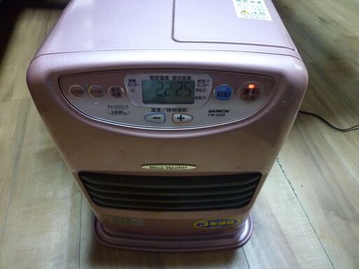 ダイニチ 石油ファンヒーター FW-252S 2006年製 動作品 ストーブ （メタリックピンク）木造7畳 コンクリート9畳