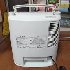 加湿機能付き電気ヒーターの画像