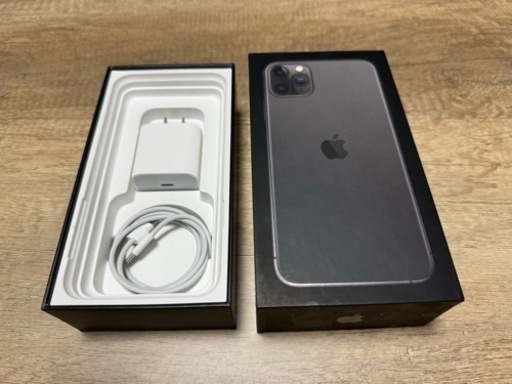 まだありますお待ちしておりますiPhone11promax256 値下げ不可-再投稿-本日のみ45000円