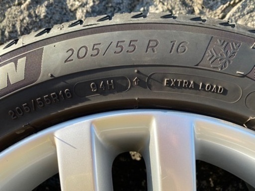 【値下げします】205/55R16 VW純正アルミホイール付スノータイヤ