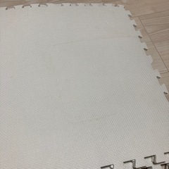 パズルマット　12枚　60cmくらいの画像