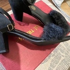 【美品】🉐ほぼ新品！値下げ！オシャレサンダルの画像