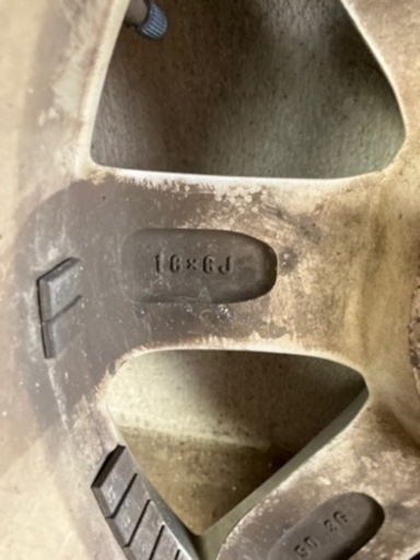 トヨタ純正ホイール16インチ（純正ナット付き）