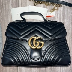 GUCCI グッチ 〔GGマーモント〕ミニ トップハンドルバッグの画像