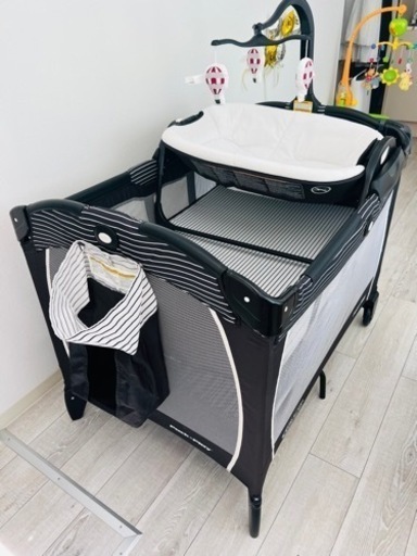 GRACO ベビーベッド（新生児ベッド〜ベビーサークル）
