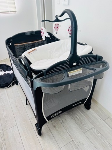 GRACO ベビーベッド（新生児ベッド〜ベビーサークル）