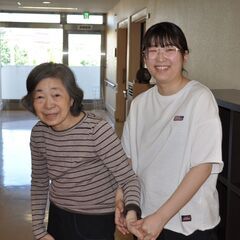 高齢者施設での介護経験のある方を探しています