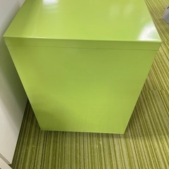 3段デスクワゴン グリーン（1）の画像