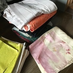 【処分品】着物？等まとめて引きってくださる方