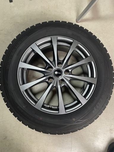 冬支度に！　スタッドレス4本　アルベルに！