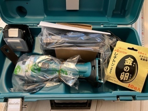 ☆新品☆マキタmakita充電式ディスクグラインダーセット GA402DRG