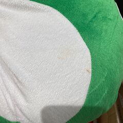 スーパーマリオ　特大サイズ　キノコ　こうら　赤、緑　ぬいぐるみの画像