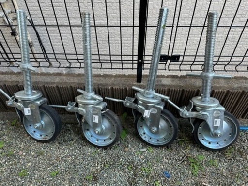 ローリングジャッキ4本セット 足場