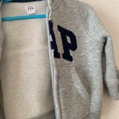 GAP ベビーパーカーの画像