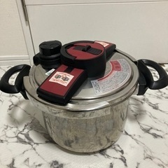 ステンレス圧力鍋　6L   IH対応の画像