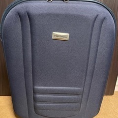 【取引中】スーツケース　機内持ち込み可能サイズ