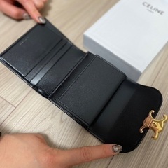 CELINE財布の画像
