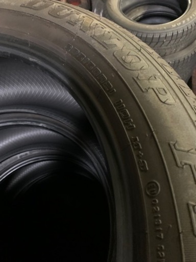275/50R21 ダンロップ新車添付？8部山