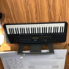 ほぼ未使用！美品！ヤマハ　キーボード　電子ピアノ　YAMAHA PSR-E273