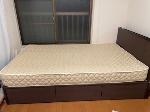シモンズ セミダブルベッド