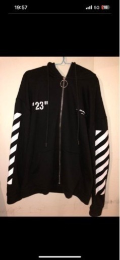 off-white パーカー