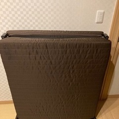折りたたみシングルベッド