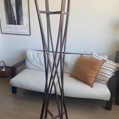 アクタス　コート掛け