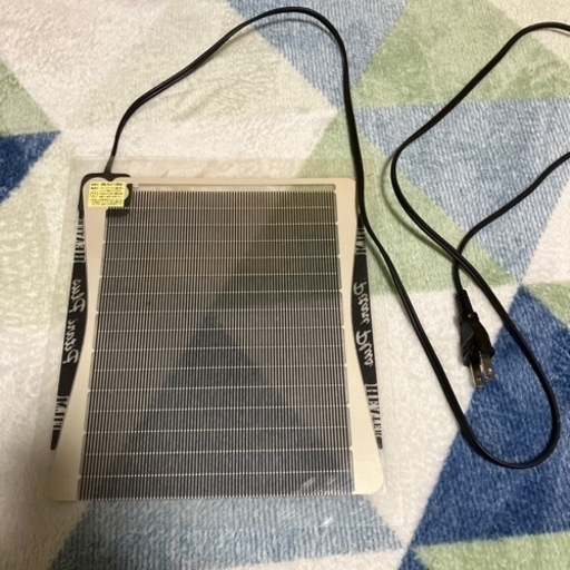 爬虫類用パネルヒーター