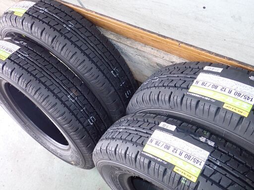 お取引終了！】☆(A-2)軽トラ・軽バンに！DUNLOP 145/80R12 80/78N