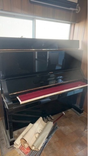 ヤマハピアノ　UX2501447