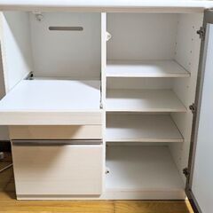 無料 ニトリ キッチンボート 食器棚 の画像