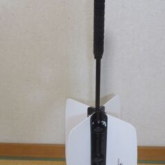 ①野球 風圧トレーニングバット、②野球ノック用フェイスプロテクター