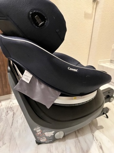 値下げしました【チャイルドシート】新生児～4才　コンビ ホワイトレーベル クルムーヴ スマート ISOFIX エッグショックJG-650